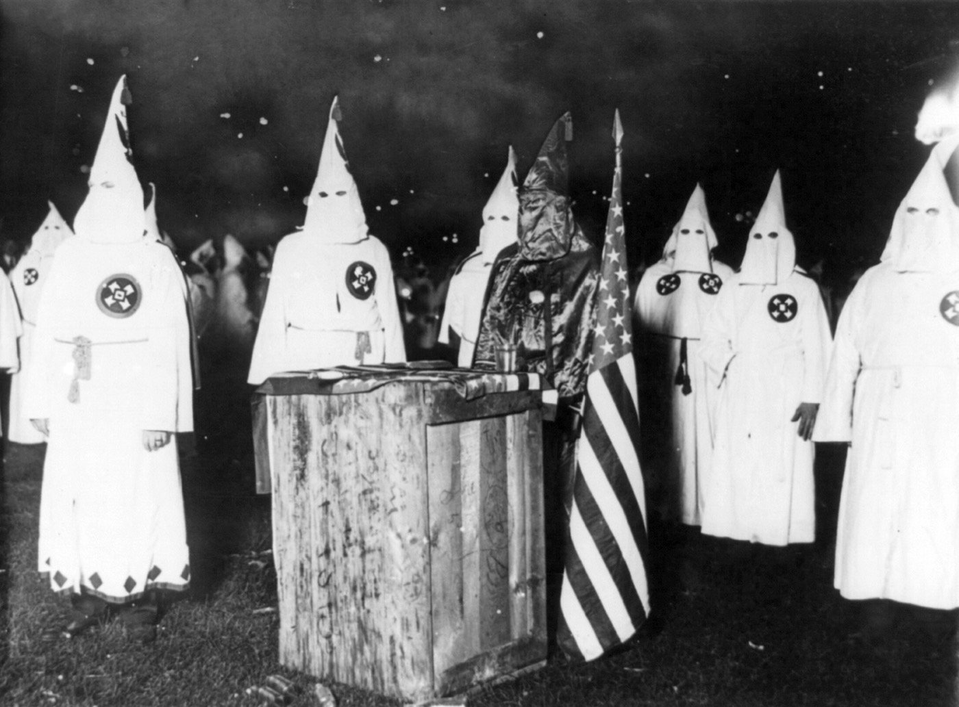 KKK rally near Chicago in the 1920s (from Wikipedia). The KKK don’t need a charismatic leader; they’re already individually evil dipshits.